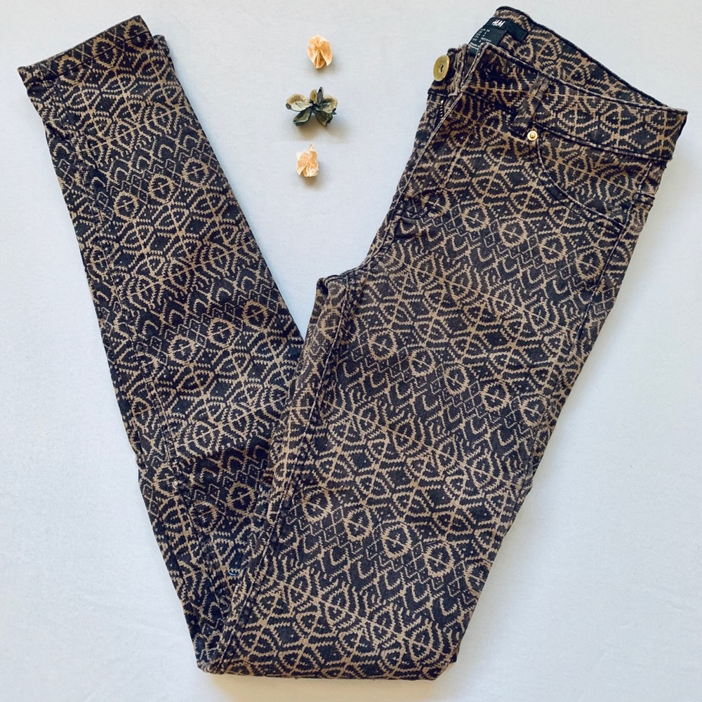 *LIKE NEW H&M Super Skinny Printed Jeans